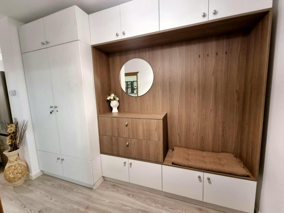 Ra Apartment - Ared Орадя Экстерьер фото